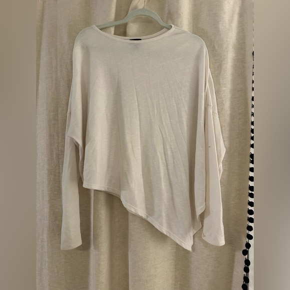 Mossimo Asymmetrical Top White Women’s - Picture 1 of 4